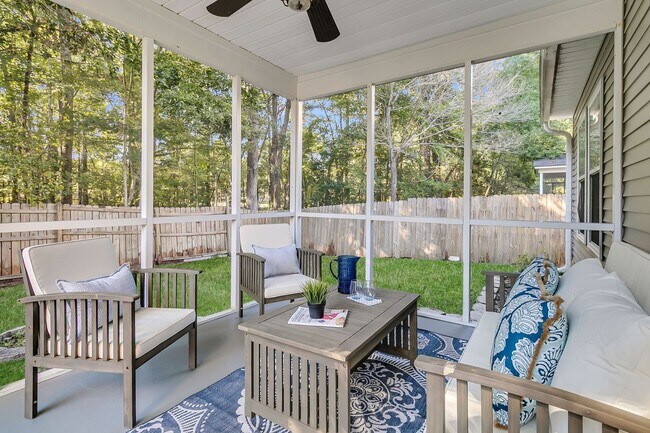 Building Photo - 5204 Carlisle Ct