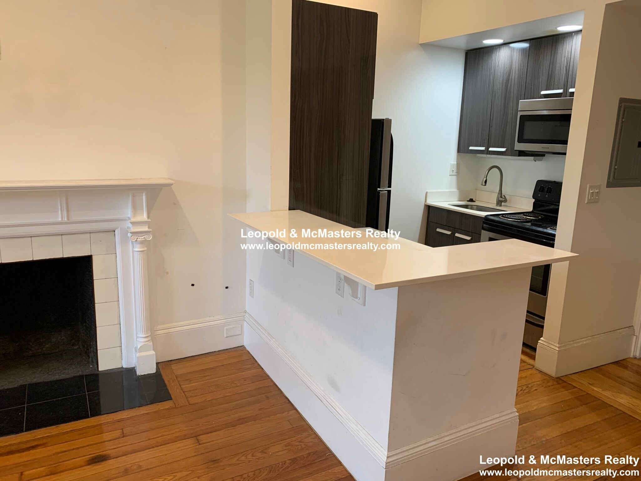 Building Photo - 379 Commonwealth Ave