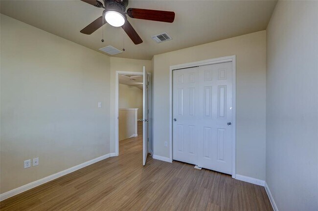 Building Photo - 267 Voyager Cove