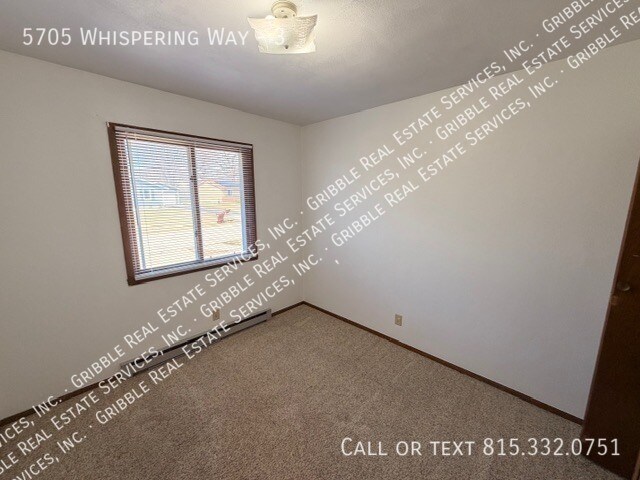 Building Photo - 5705 Whispering Way