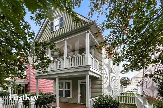 Building Photo - 128 Kensington St