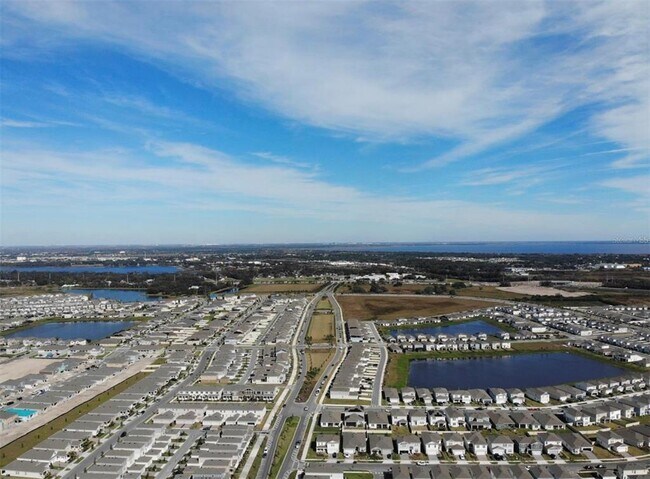 Building Photo - 2681 Serenity Gdn Dr