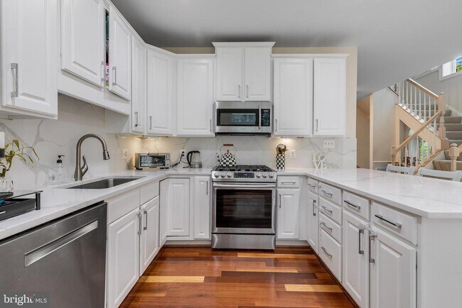 Building Photo - 11426 Summer House Ct