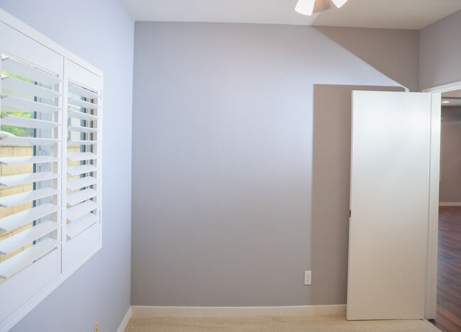 Building Photo - 14560 Flagstone Ct