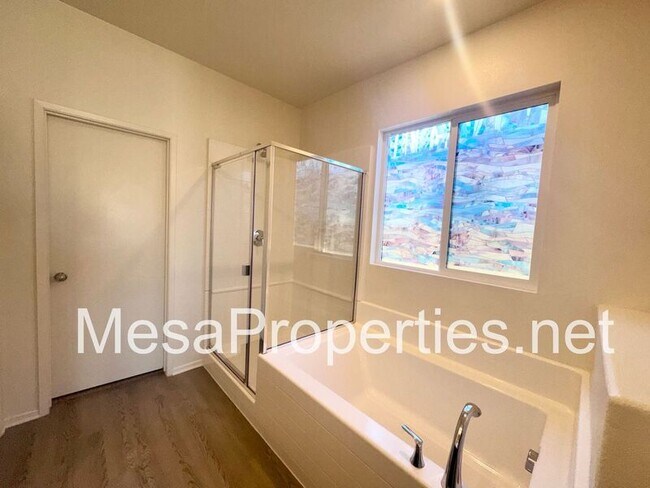 Building Photo - 11784 Ginger St