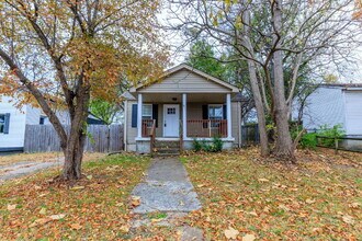 Building Photo - Quaint East Nashville Home for Lease NOW AVAILABLE!