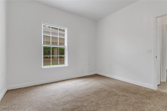 Building Photo - 1370 Sweetwater Cove
