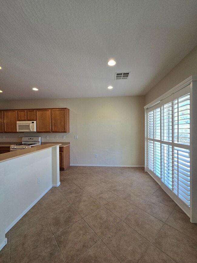 Building Photo - A Fabulous 3 Bedroom Home in Sun City Aliante 55+ Community