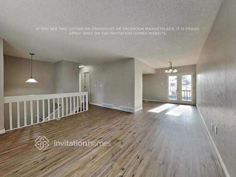 Building Photo - 3204 W 135th Ave