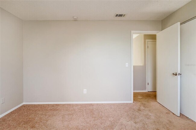 Building Photo - 155 Sandalwood Dr
