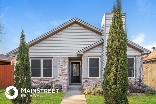 Building Photo - 2310 Markland St