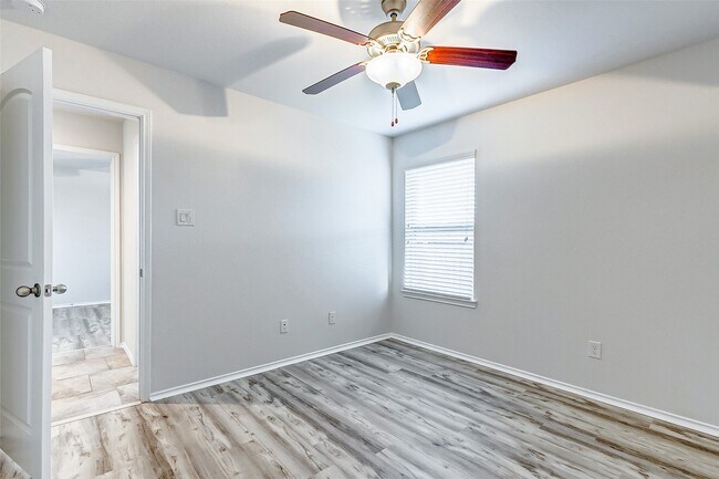 Building Photo - 23807 Tribano Ct