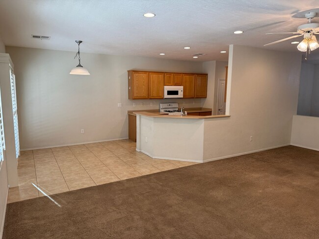 Building Photo - Three bedroom 2 bath home in 55+ community