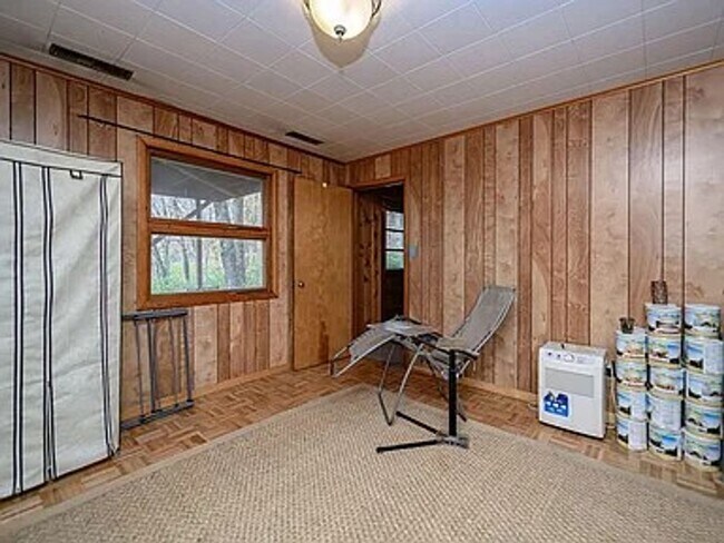 Building Photo - Marvelous 4 Bed 2.5 Bath House In Quarry H...