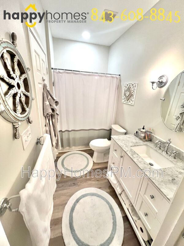 Building Photo - 1133 Rosewood Ln