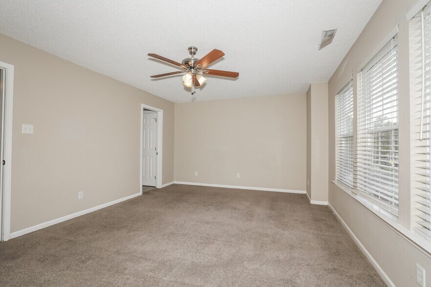 Building Photo - 16711 Aulton Dr