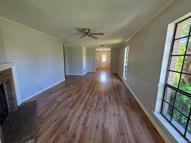 Building Photo - 5978 Carmel Dr