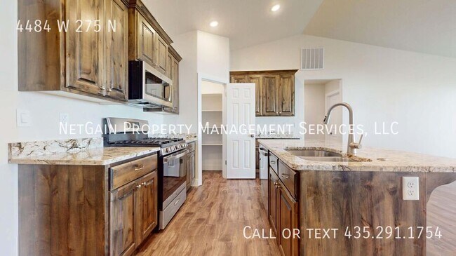 Building Photo - 4484 W 275 N