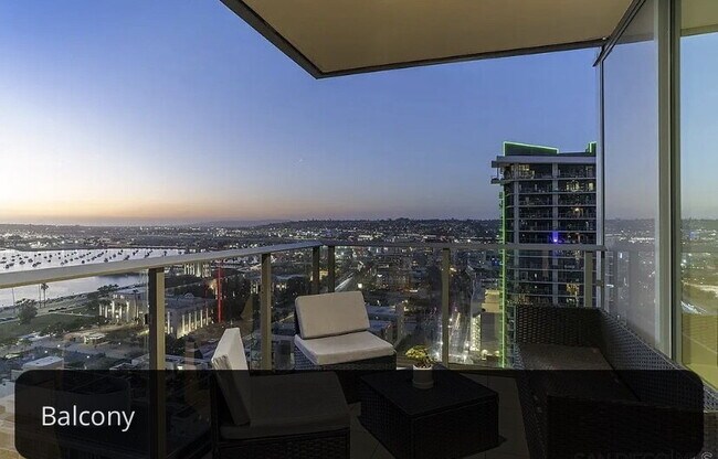Building Photo - Panoramic Bayfront Luxury Living in the Heart of Little Italy