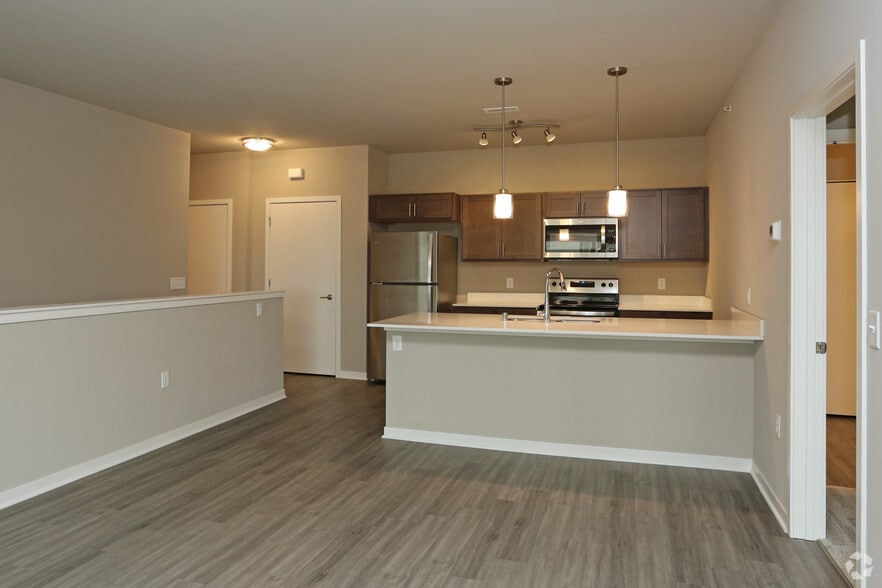 Breeze Terrace 10981 116th Ave Pleasant Prairie WI 53158 Apartment Finder