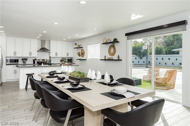 Building Photo - 1913 Birch St