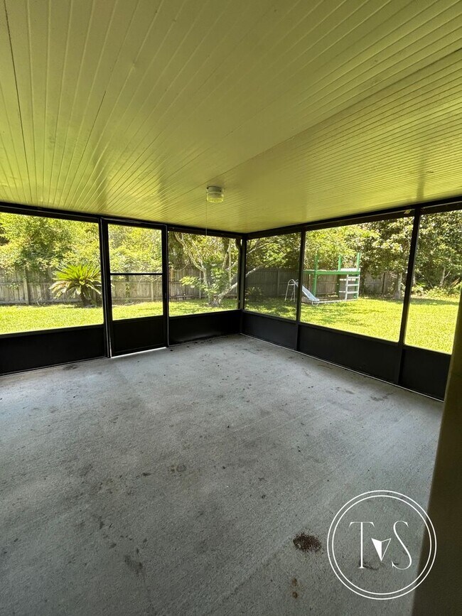 Building Photo - 109 Larkin Ct