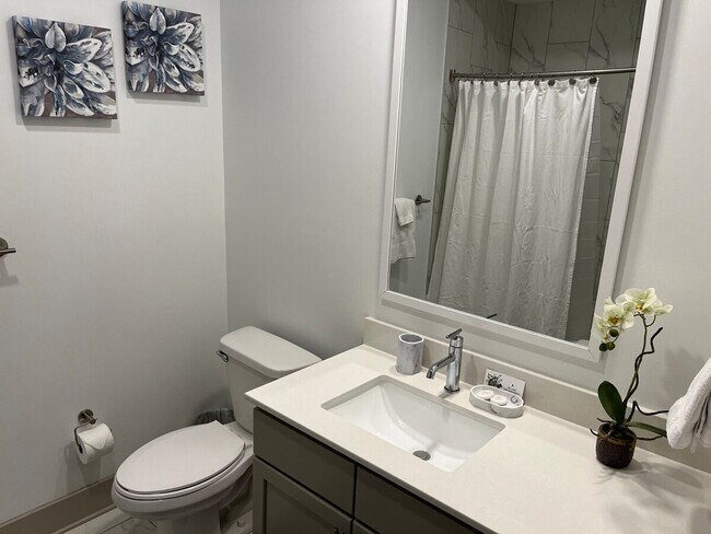 Building Photo - 13303 Ballantyne Corporate Pl