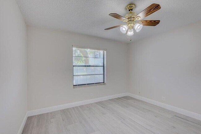 Building Photo - 1801 Sabal Ridge Ct