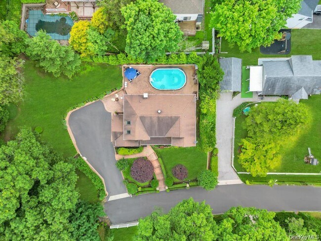 Building Photo - 4 2nd St