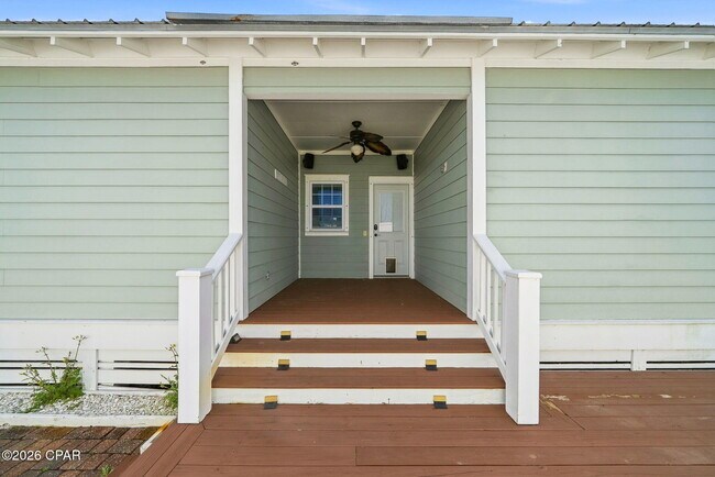 Building Photo - 415 Paradise Blvd