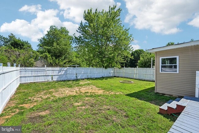 Building Photo - 144 E Arbor Ave