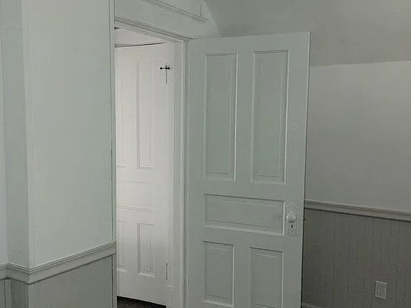 Building Photo - 3202 Caledonia St