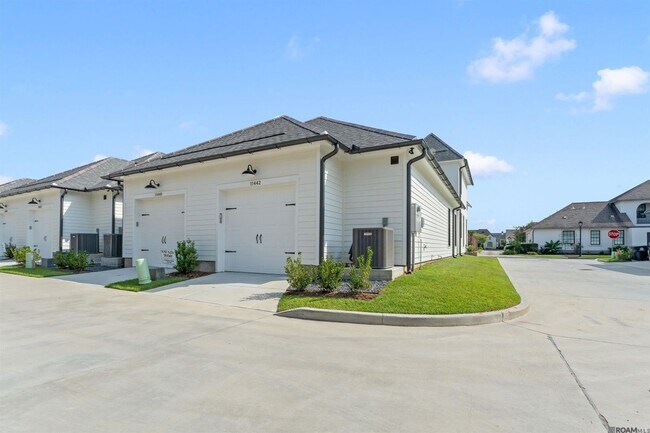 Building Photo - 11442 Cotton Ln