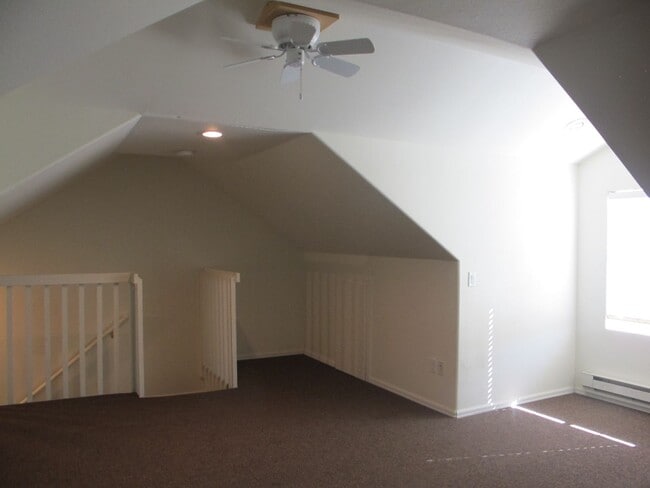 Building Photo - 838 N 7th St