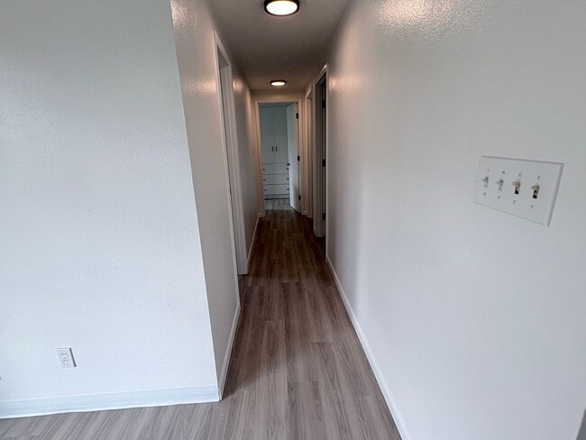 Building Photo - 1600 SE 168th Ave