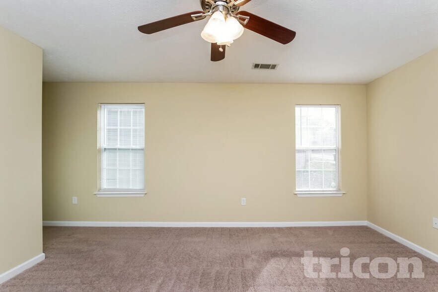 Building Photo - 7124 Crystal Creek Pl