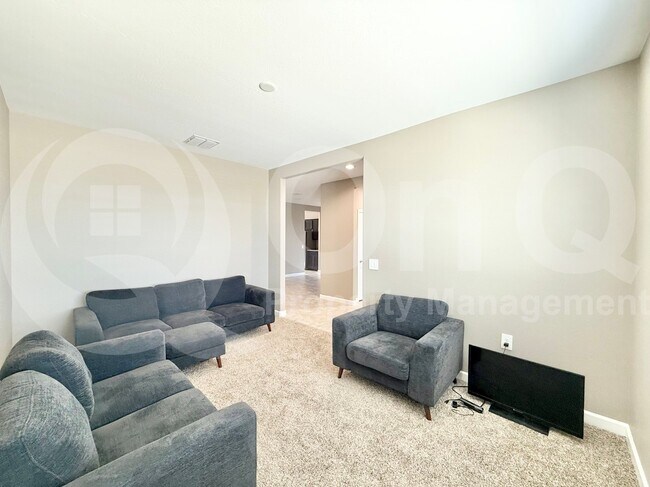 Building Photo - 30932 W Verde Ln