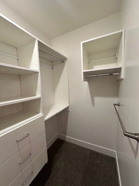 Building Photo - HC 1136