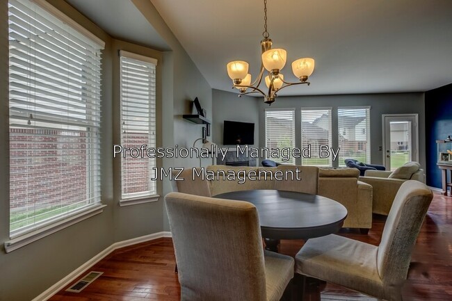 Building Photo - 28285 Cottage Ln