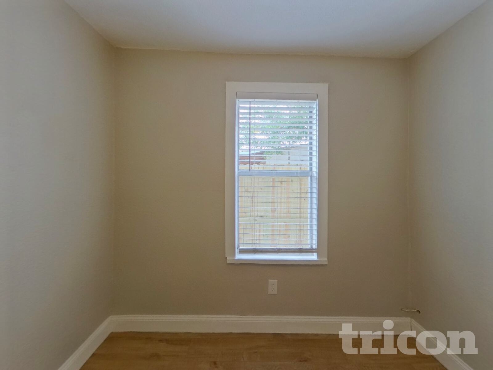 Building Photo - 3250 Prescott St N