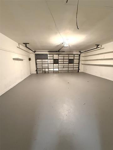 Building Photo - 11 Maree Ct