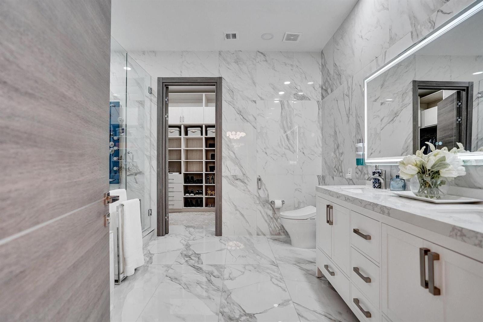 Building Photo - 10424 NW 59th Pl