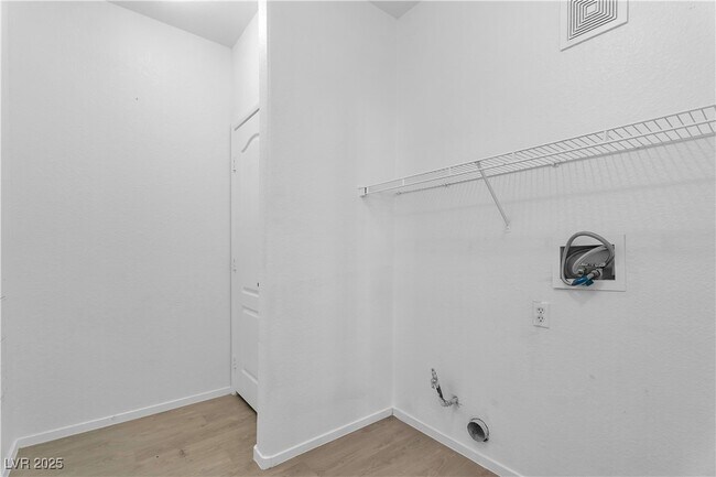 Building Photo - 7709 Himalayas Ave