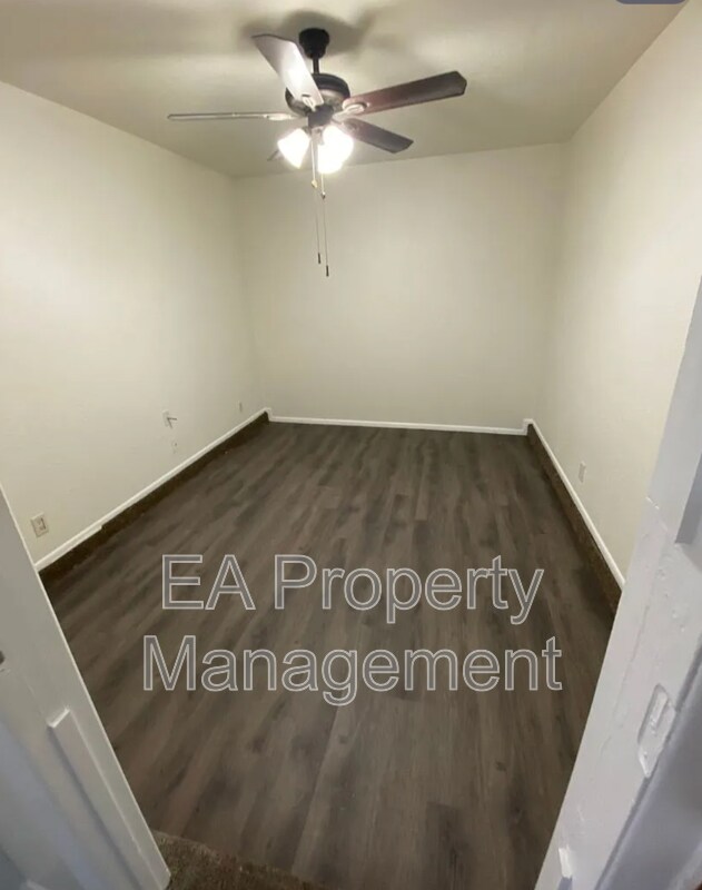 Building Photo - 12912 Marva Pl SE