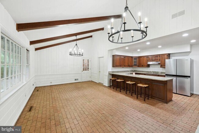 Building Photo - 6313 Stoneham Ln