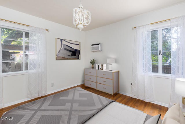 Building Photo - 1070 E Woodbury Rd