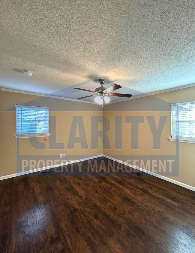 Building Photo - Ranch-style 3-bedroom home!