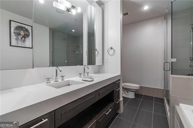 Building Photo - 1820 Peachtree St NW