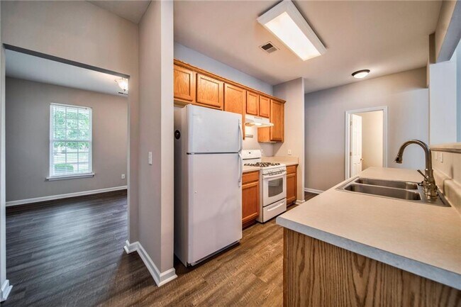 Building Photo - 3329 Chastain Landings Ct