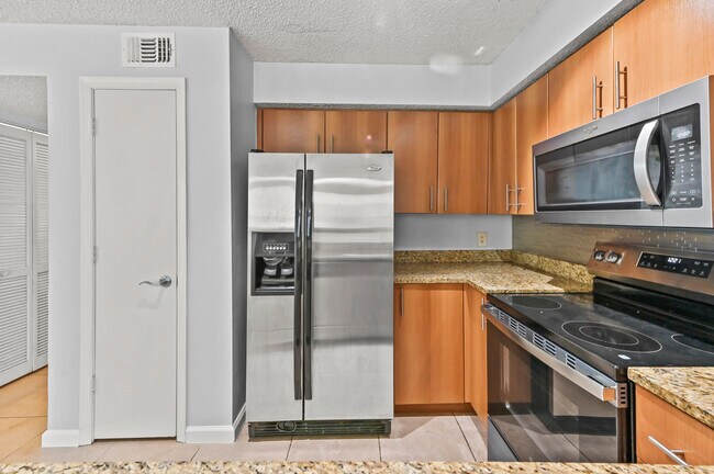 Building Photo - 1055 Crystal Way